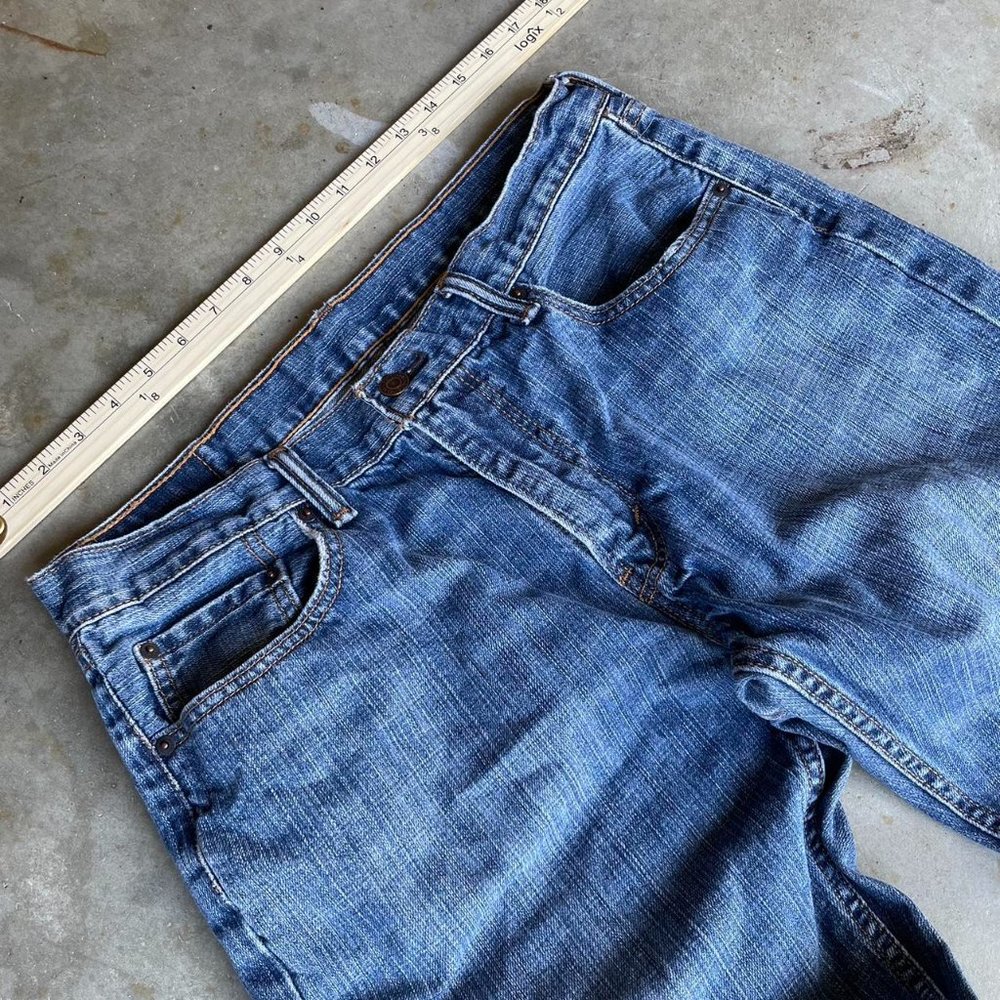 Y2K / Vintage / Washed Levi 559’s Blue Denim Jeans